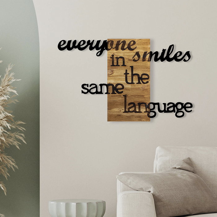 Wallity Everyone Smiles in The Same Language Escultura de pared Nogal y Negro Wallity Everyone Smiles in The Same Language Escultura de pared Nogal y Negro